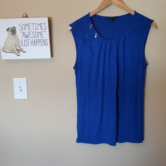 ⛱3/$20 RW&co Sleeveless Blue top - Picture 2 of 6